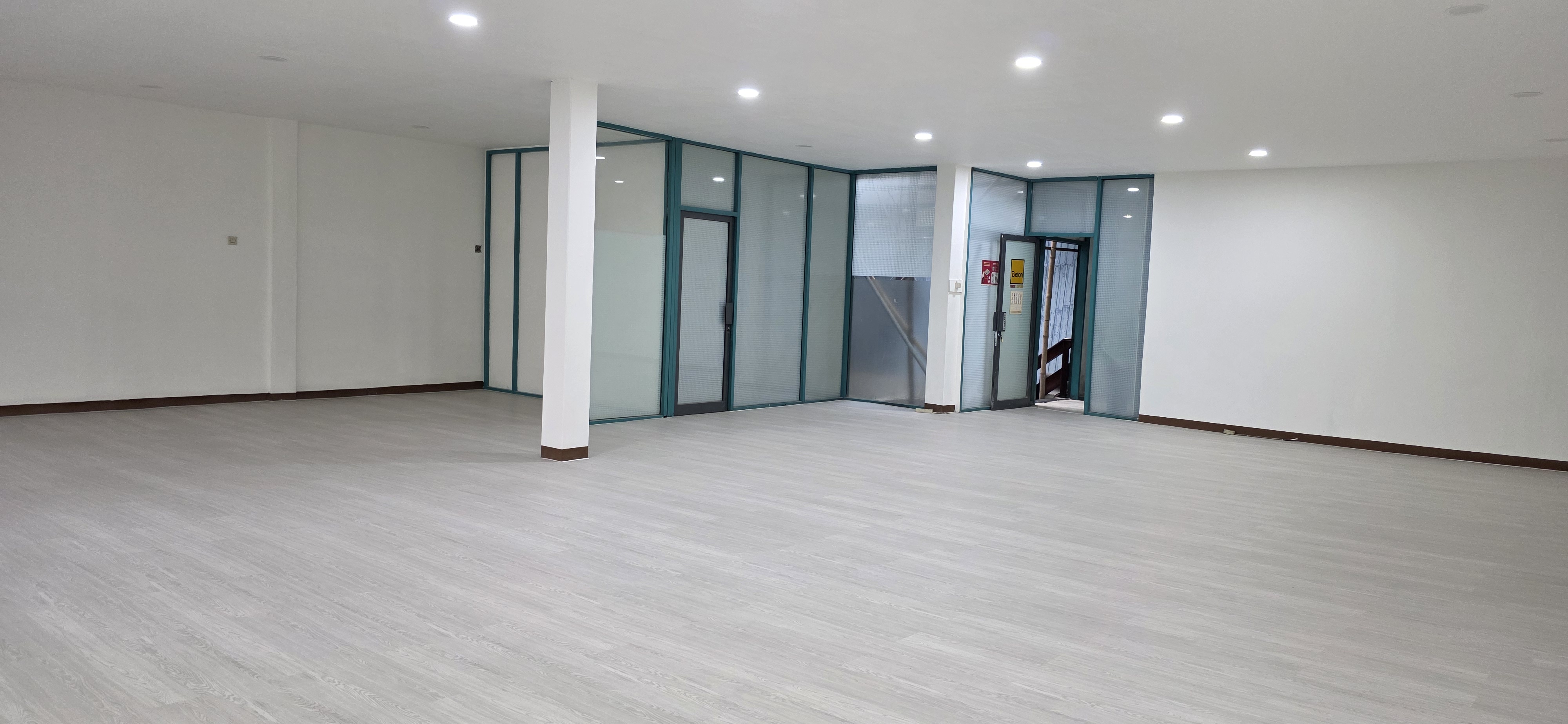 Sewa Kantor di Jakarta Pusat: Solusi Ruang Kerja Strategis untuk Bisnis Anda